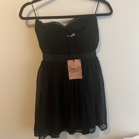 Strapless black mini dress with gorgeous beaded design detail. - Picture 2 of 3